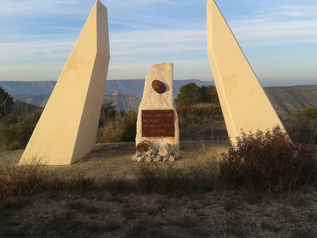 Monumento dels Aüts — Javier Torres